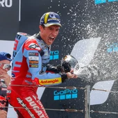 Marc Márquez está de vuelta, 1.043 días después logra su primer doblete Marc Márquez está de vuelta, 1.043 días después logra su primer doblete
