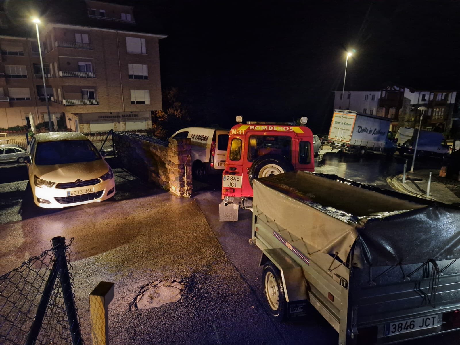 Varias zonas de Cantabria mantienen activo el aviso por lluvias y tormentas Varias zonas de Cantabria mantienen activo el aviso por lluvias y tormentas