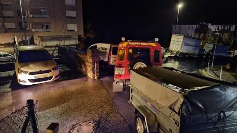 Los efectivos del parque de Tama intervienen en incidencias ocasionadas por inundaciones en Potes y Ojedo Los efectivos del parque de Tama intervienen en incidencias ocasionadas por inundaciones en Potes y Ojedo