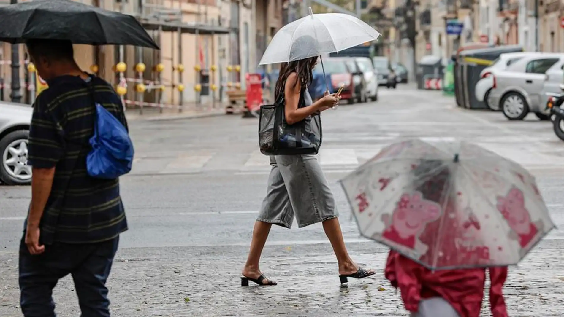 Aviso amarillo por lluvias de 20 l/m2, tormentas y granizo en el interior de la Comunitat Aviso amarillo por lluvias de 20 l/m2, tormentas y granizo en el interior de la Comunitat