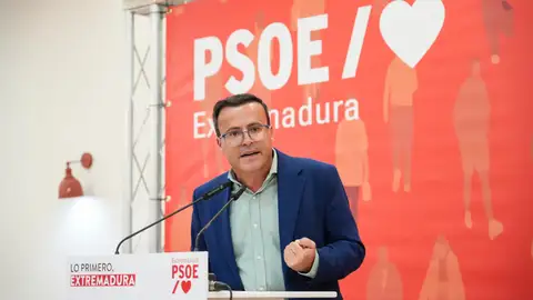 Gallardo solicita una reunión con la Presidenta Guardiola para abordar el asunto de la financiación autonómica Gallardo solicita una reunión con la Presidenta Guardiola para abordar el asunto de la financiación autonómica