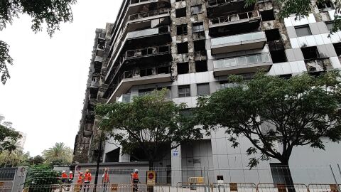 El edificio incendiado de Campanar tendrá una fachada distinta tras la reconstrucción.