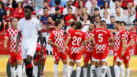 Victoria solvente del Girona ante un Sevilla ya en crisis Victoria solvente del Girona ante un Sevilla ya en crisis