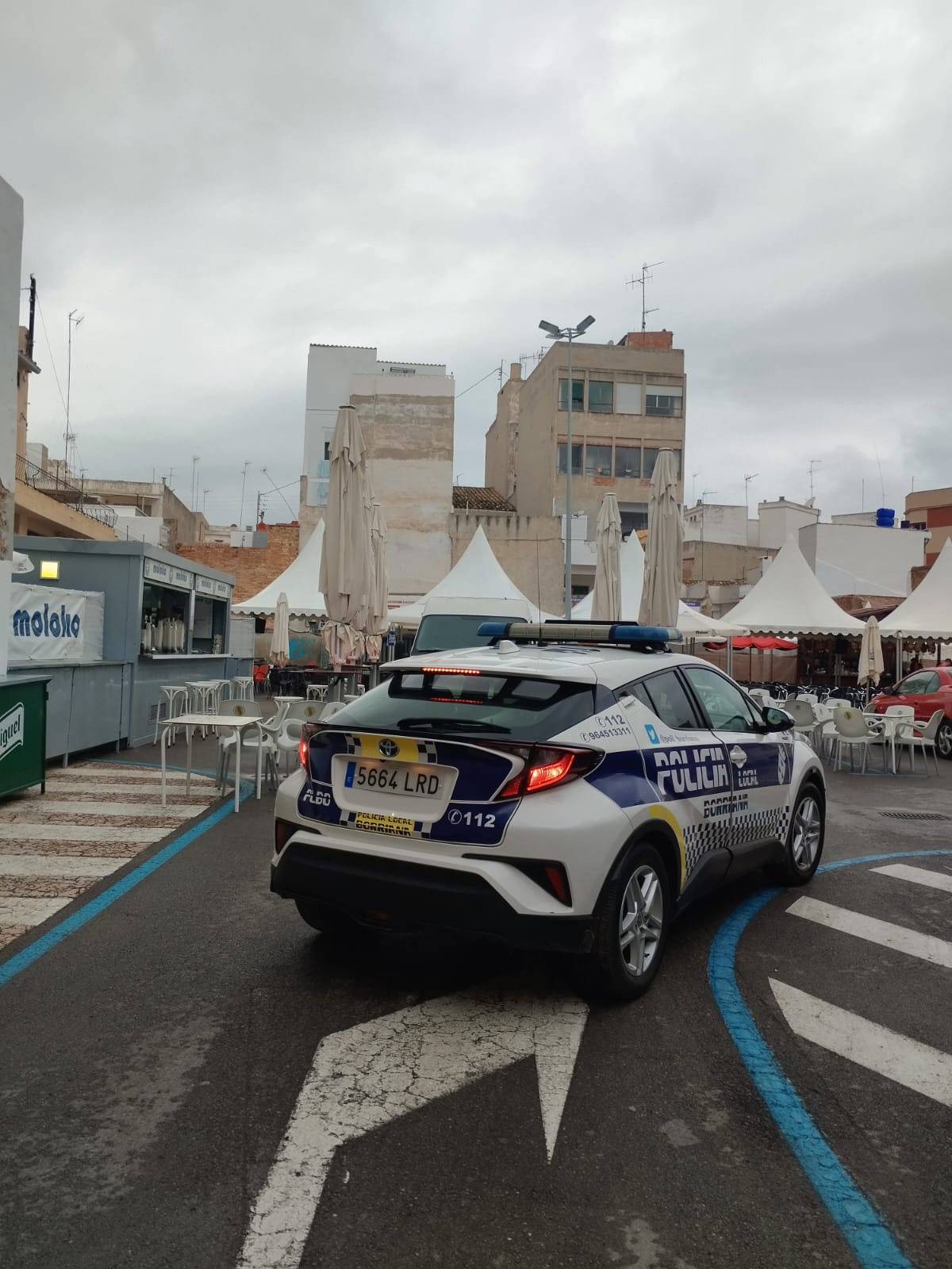 La Policía Local de Burriana destina un dispositivo para inspeccionar la limpieza de la vía pública por los casales de peñas La Policía Local de Burriana destina un dispositivo para inspeccionar la limpieza de la vía pública por los casales de peñas