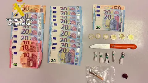 Detenido como presunto autor de un delito de tráfico de drogas en la Batalla de Flores de Laredo Detenido como presunto autor de un delito de tráfico de drogas en la Batalla de Flores de Laredo