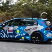  Javier Álvarez y su exclusivo golf GTI TCR