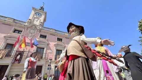 Comparsa de Gigantes de Alcal&aacute; de Henares