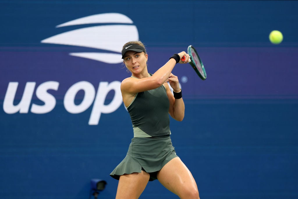 Badosa cae ante Emma Navarro y queda eliminada en cuartos del US Open Badosa cae ante Emma Navarro y queda eliminada en cuartos del US Open