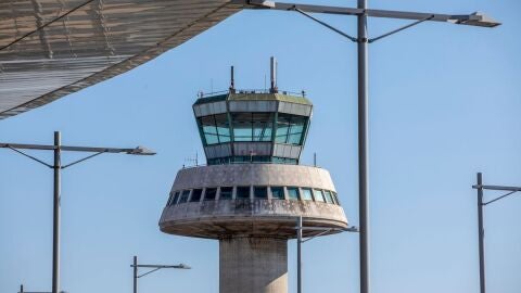 El Govern d&#39;Illa reactiva el debat sobre l&#39;ampliació de l&#39;aeroport