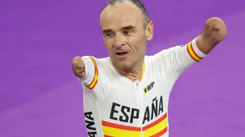 Ricardo Ten sigue agrandando su leyenda con un nuevo oro en París 204 Ricardo Ten sigue agrandando su leyenda con un nuevo oro en París 204