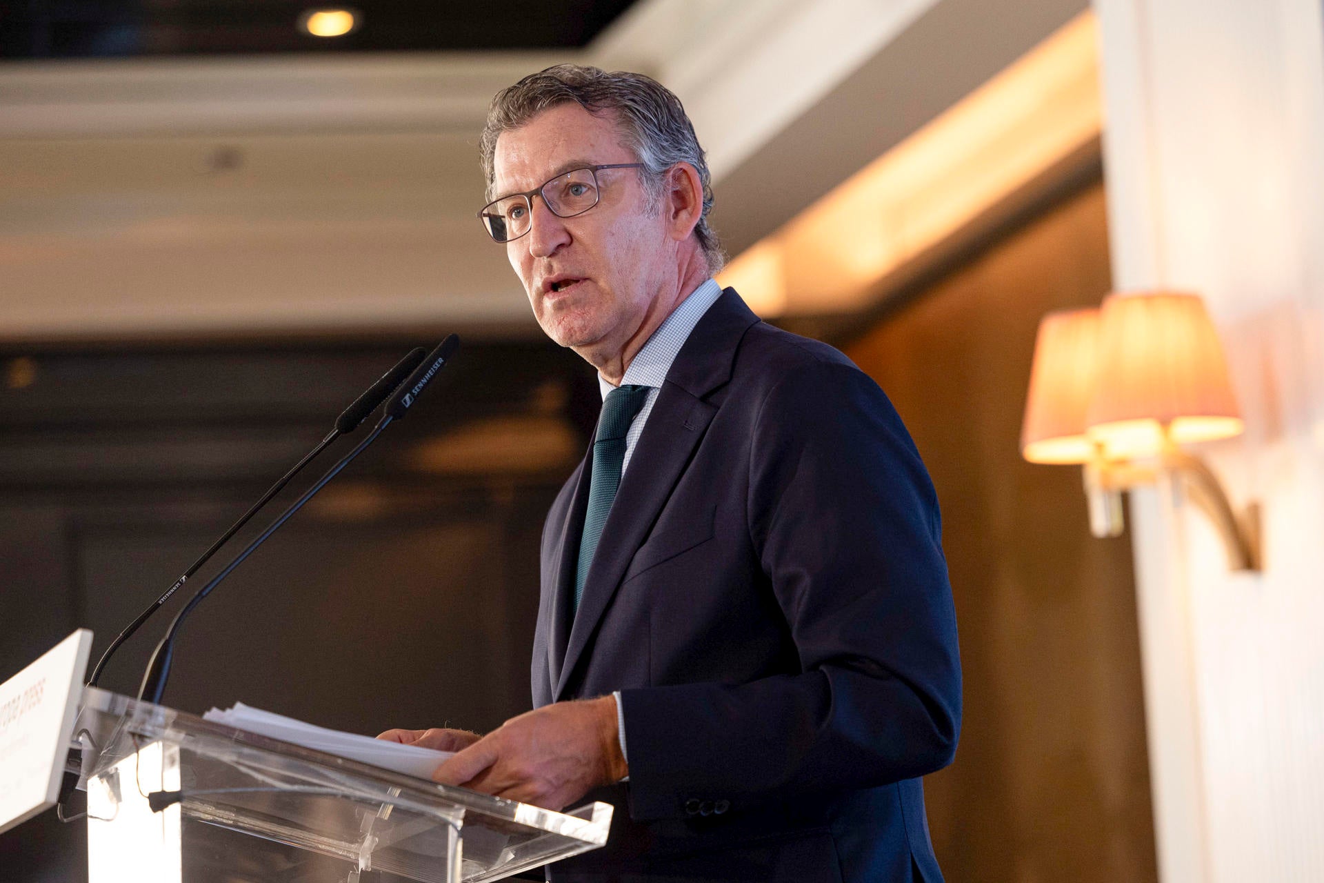 Feijóo y sus barones buscan exhibir unidad con la financiación frente al intento de "división" de Sánchez Feijóo y sus barones buscan exhibir unidad con la financiación frente al intento de "división" de Sánchez