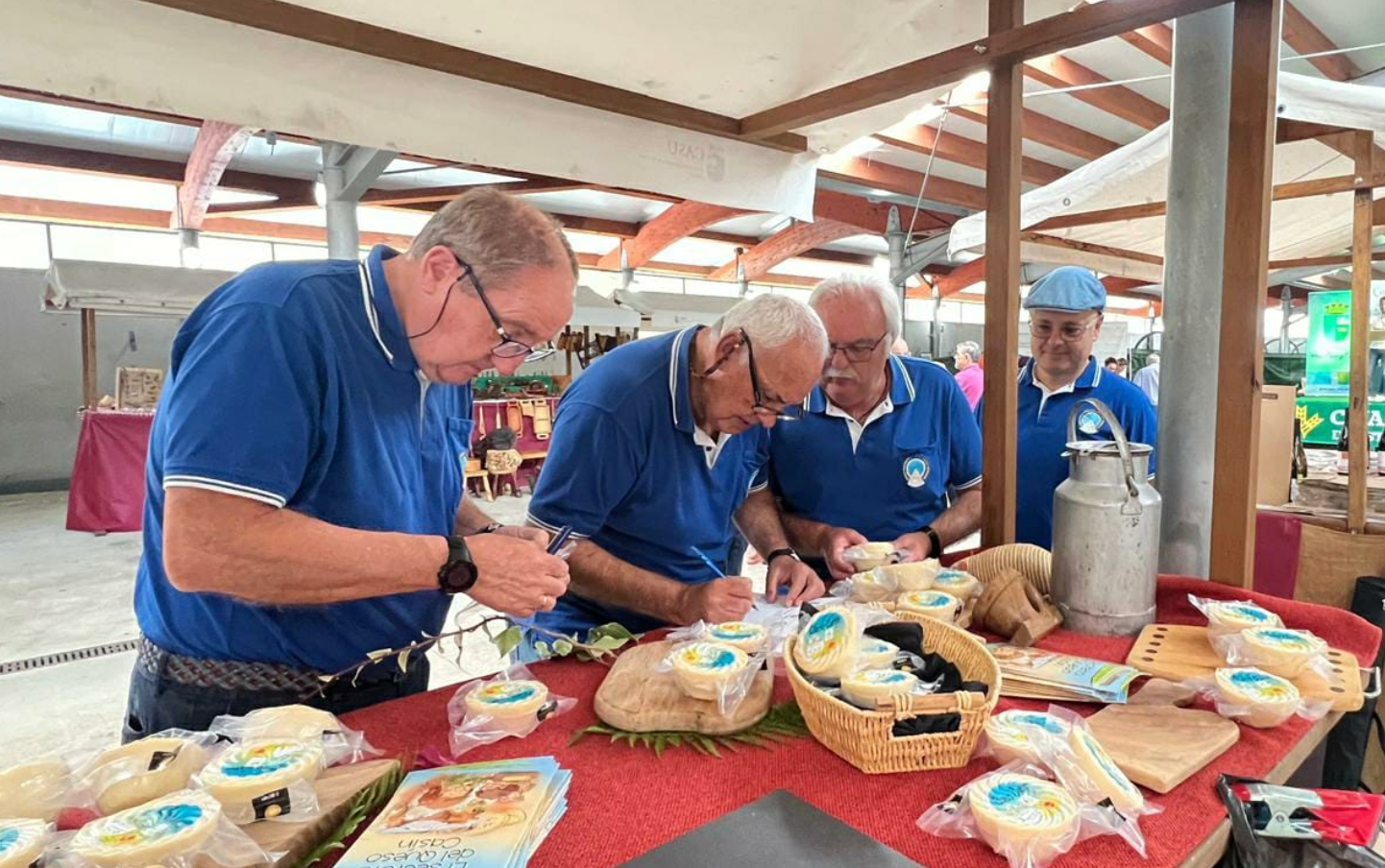 Los Miércoles Queseros, con el Círculo Gastronómico de los Quesos asturianos 04/09/2024 Los Miércoles Queseros, con el Círculo Gastronómico de los Quesos asturianos 04/09/2024