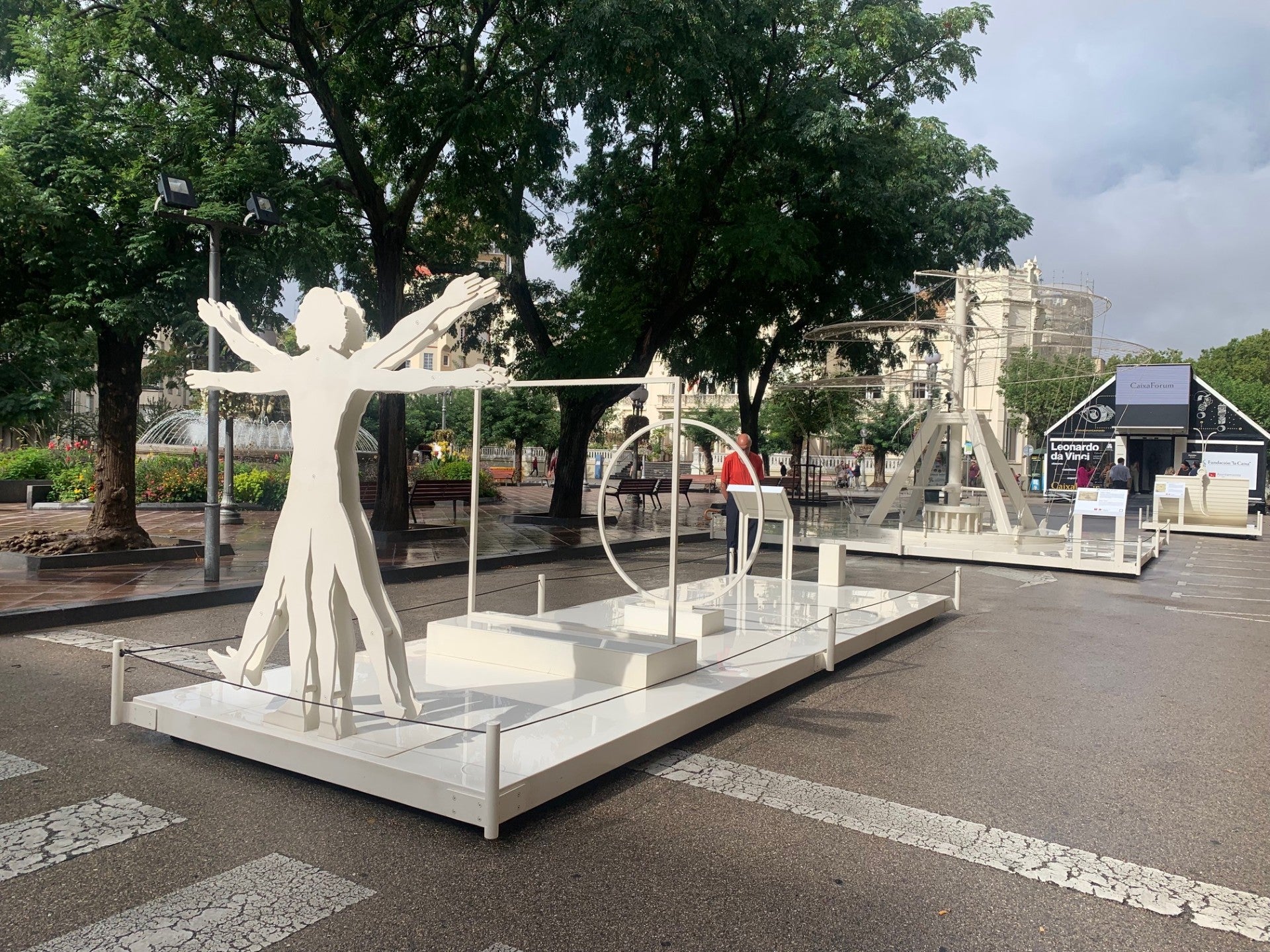 Una exposición sobre Leonardo Da Vinci invita en Huesca a observar y experimentar Una exposición sobre Leonardo Da Vinci invita en Huesca a observar y experimentar