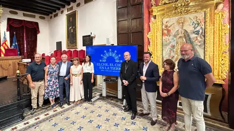 Elche se prepara para celebrar a partir del 1 de noviembre el 75 aniversario del dogma de la Asunción. Elche se prepara para celebrar a partir del 1 de noviembre el 75 aniversario del dogma de la Asunción.