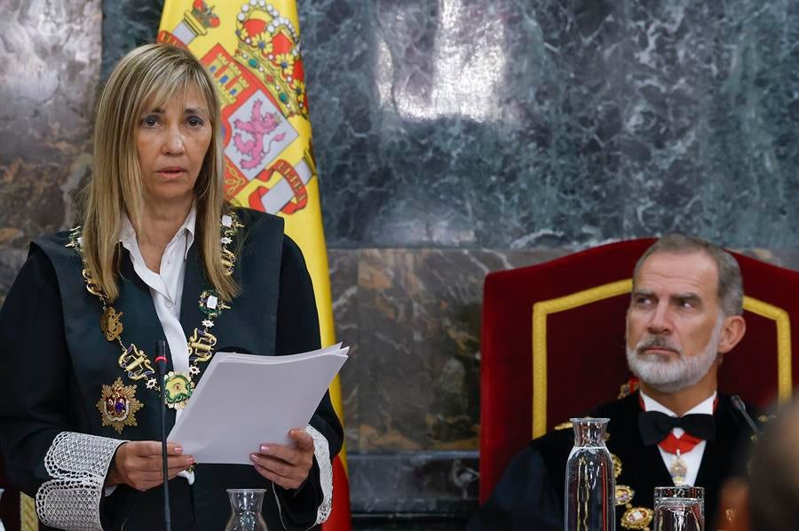 La presidenta del CGPJ: "Ningún poder del Estado puede dar indicaciones a los jueces" La presidenta del CGPJ: "Ningún poder del Estado puede dar indicaciones a los jueces"