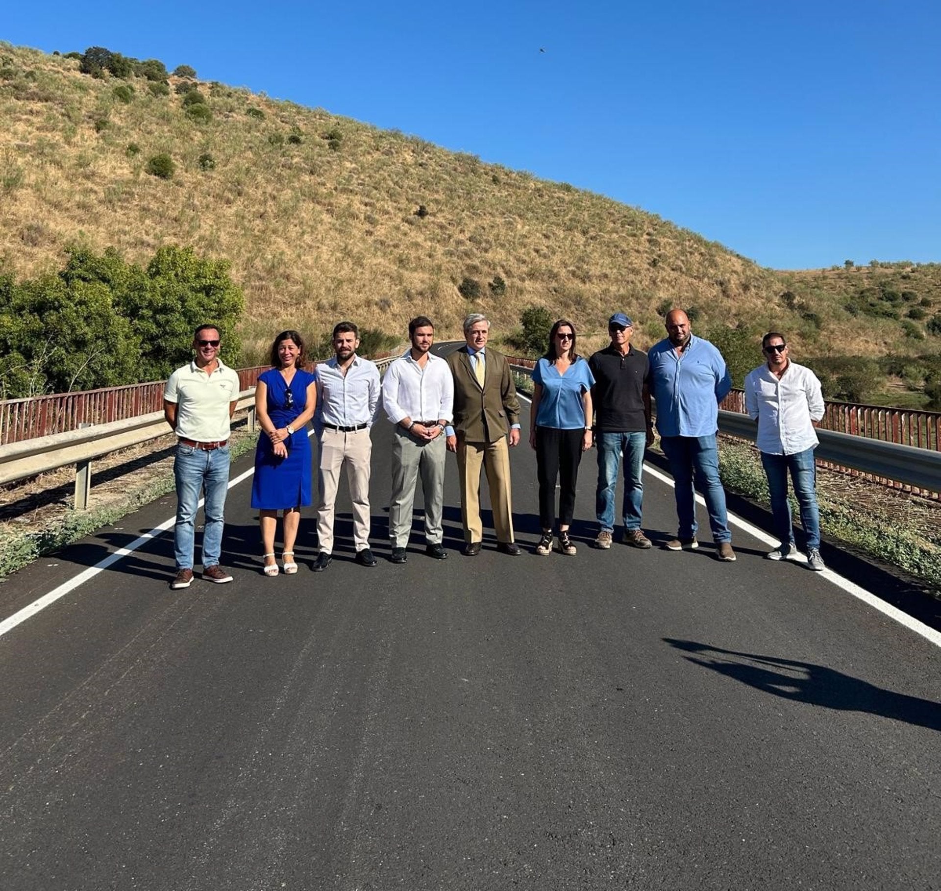 El camino Jerez de los Caballeros-Encinasola registra obras de mejora con una inversión de un millón de euros El camino Jerez de los Caballeros-Encinasola registra obras de mejora con una inversión de un millón de euros