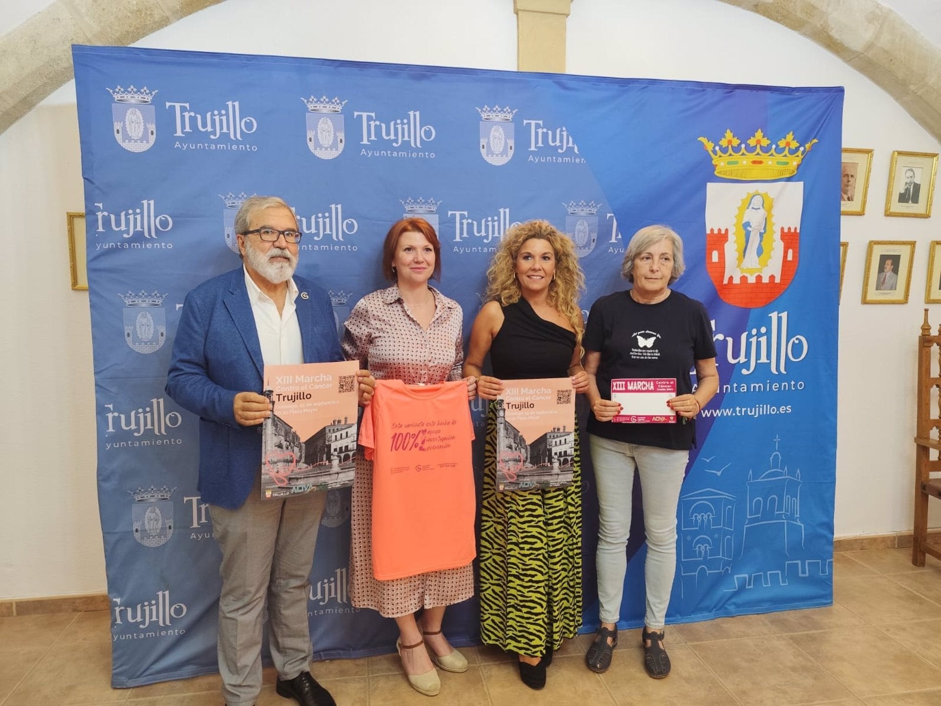 Más de 20.000 personas participarán en el Circuito de Marchas Rosas contra el Cáncer en la provincia de Cáceres Más de 20.000 personas participarán en el Circuito de Marchas Rosas contra el Cáncer en la provincia de Cáceres