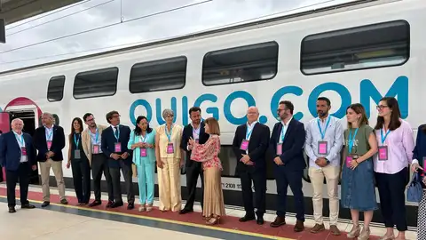 Acto del inicio de las operaciones de la compañía Ouigo eb la estación del AVE de Elche. Acto del inicio de las operaciones de la compañía Ouigo eb la estación del AVE de Elche.