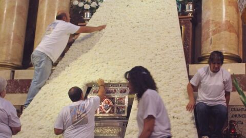 Ofrenda Virgen del Prado 