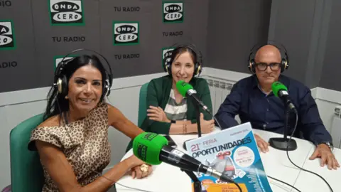 Belén Plumed (ASEMPAZ), Nuria Ros (ACEST Teruel) y Rodolfo Pangua (CCA) FERIA OPORTUNIDADES