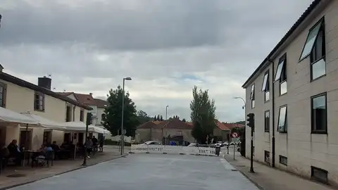 Las ANPA´s de Santiago se muestran "preocupadas por el inicio del curso escolar en Compostela con el corte por obras en la rúa Pombal: "nos vamos a atropar cun problema bastante gordo" Las ANPA´s de Santiago se muestran "preocupadas por el inicio del curso escolar en Compostela con el corte por obras en la rúa Pombal: "nos vamos a atropar cun problema bastante gordo"