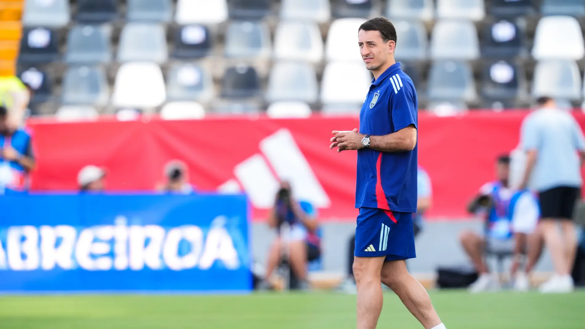 Oyarzabal sufre un esguince de tobillo Oyarzabal sufre un esguince de tobillo