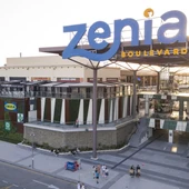 El Centro Comercial Zenia Boulevard celebra su 12º aniversario con una gran fiesta y actividades para todos los públicos El Centro Comercial Zenia Boulevard celebra su 12º aniversario con una gran fiesta y actividades para todos los públicos