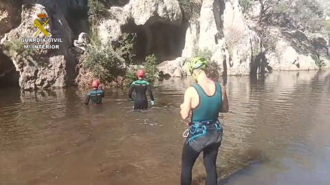 Buzos del Grupo Especial de Actividades Subacu&aacute;ticas (GEA) de la Guardia Civil localizan el cuerpo del excursionista desaparecido en el Torrent de Pareis, en Mallorca