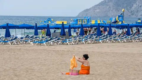 La Playa de Levante de Benidorm. La Playa de Levante de Benidorm.
