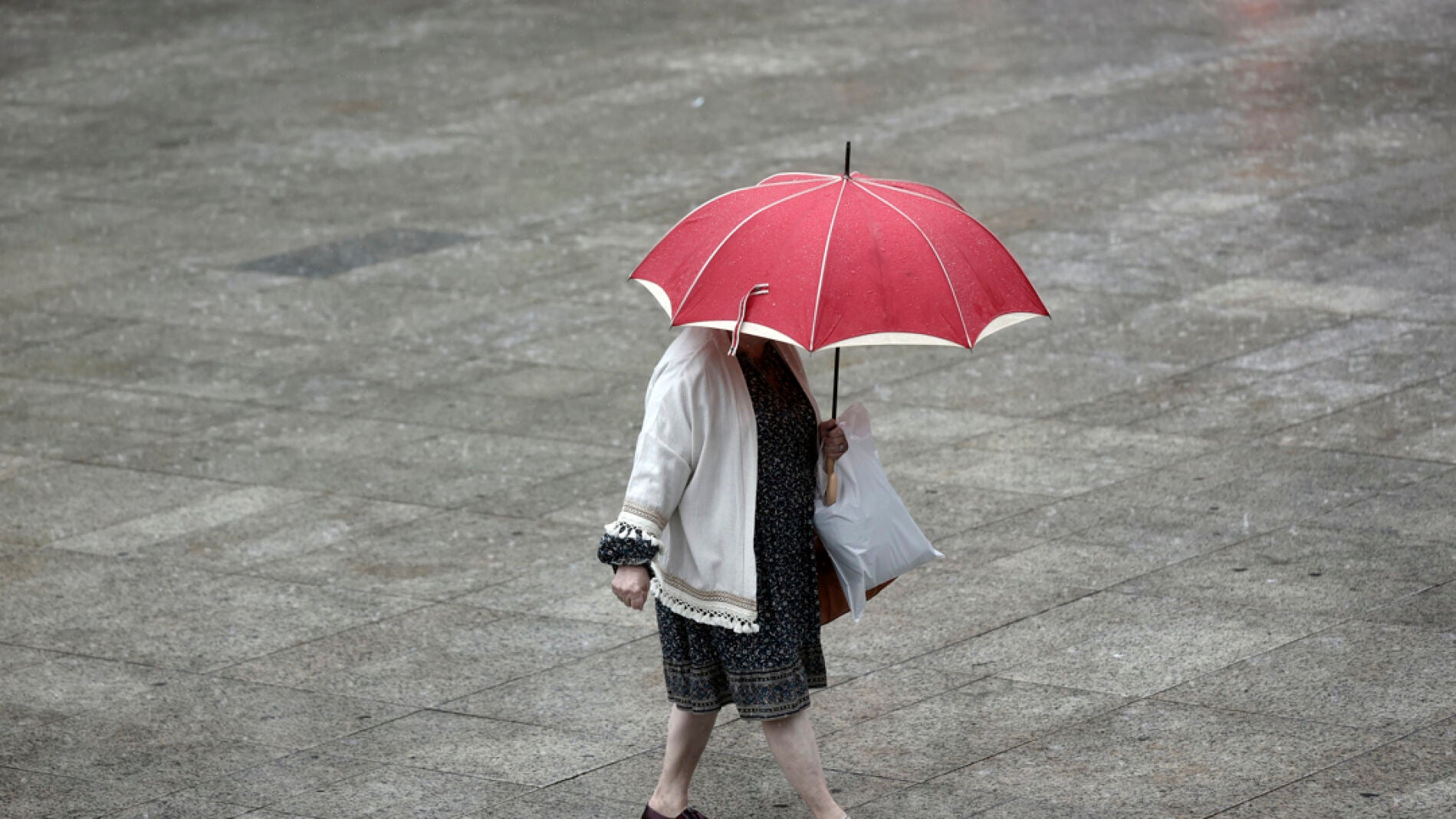 El sábado va a llover shop