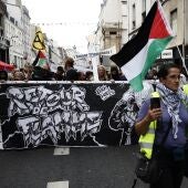 Miles de manifestantes de izquierda en Francia protestan contra el nombramiento de Barnier