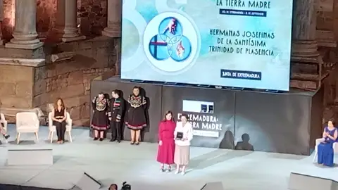 Las Josefinas de Plasencia Medalla de Extremadura Las Josefinas de Plasencia Medalla de Extremadura