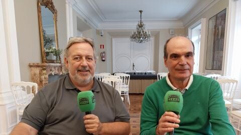 Juan Carlos Gonz&aacute;lez Gabari y Nacho Arbeloa
