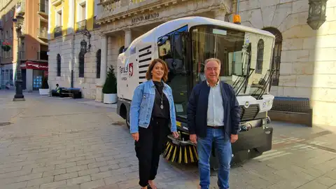 Teruel ya dispone de cinco barredoras para limpiar sus calles BARREDORA