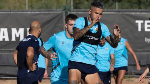 A dar el salto en Castalia A dar el salto en Castalia