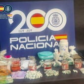 La Policía Nacional desmantela en Benidorm dos narcopisos interviniendo 2,3 kilos de cocaína y 21.000 euros
