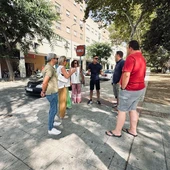 Instantes de la visita a la barriada de El Juncal Instantes de la visita a la barriada de El Juncal