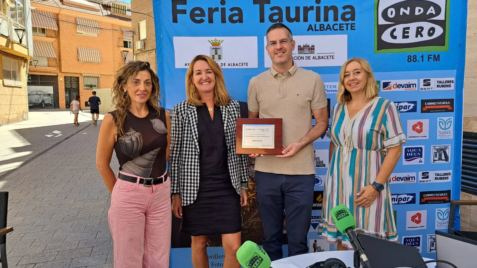 Primer Reconocimiento al "Trabajo Bien Hecho" Primer Reconocimiento al "Trabajo Bien Hecho"