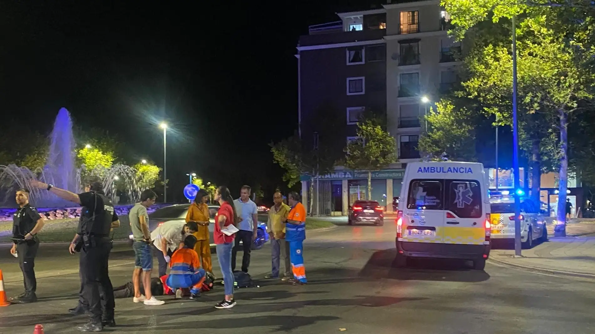 Un repartidor sufre un atropello en la zona de Condes de Barcelona en Badajoz Un repartidor sufre un atropello en la zona de Condes de Barcelona en Badajoz