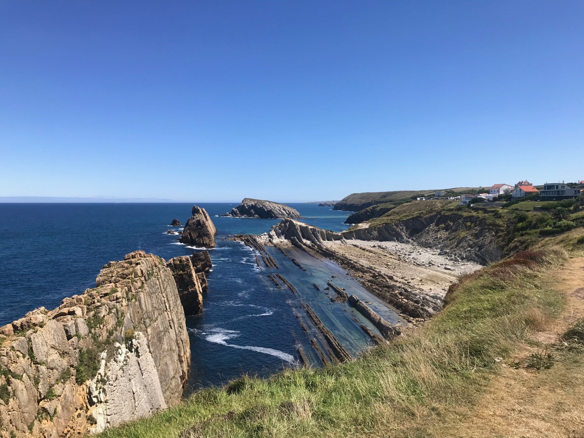 Costa Quebrada ya es Geoparque Mundial de la UNESCO Costa Quebrada ya es Geoparque Mundial de la UNESCO