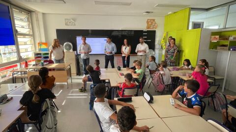 Las aulas de los centros escolares de la Vega se llenan de alumnos en el primer d&iacute;a del curso en Infantil y Primaria 