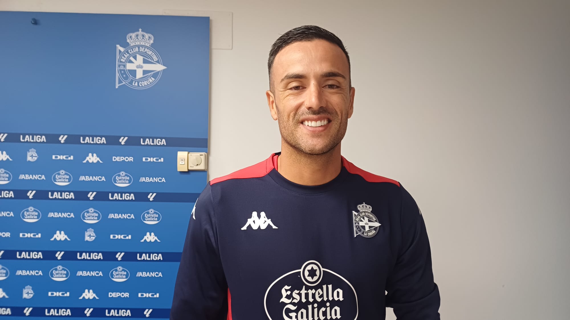 Presentado Cristian Herrera, Lucas Pérez cumple 36 años y flores para Irene Ferreras y Eva Dios Presentado Cristian Herrera, Lucas Pérez cumple 36 años y flores para Irene Ferreras y Eva Dios