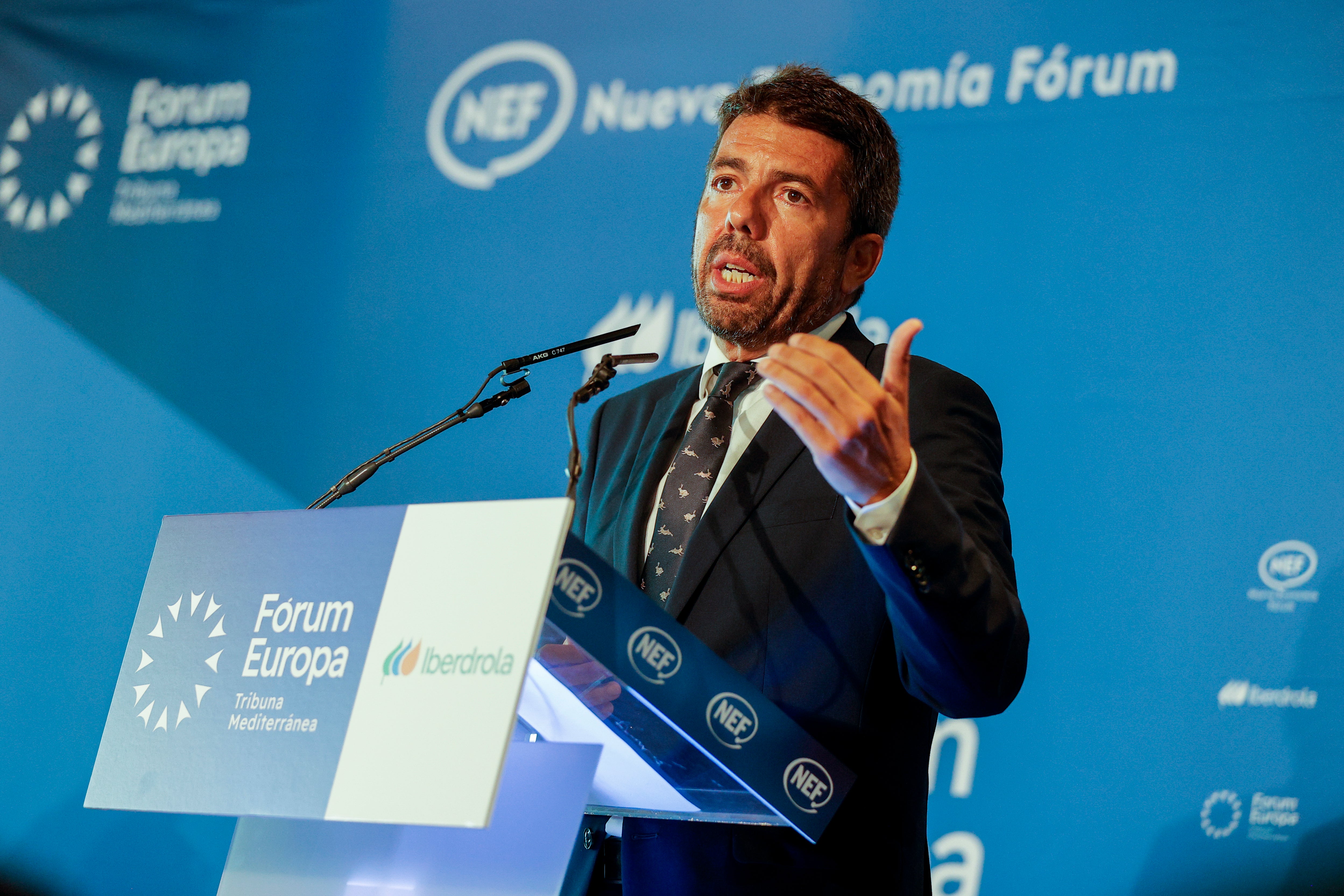 Mazón se verá con Sánchez si le llama para hablar de financiación: "Lo estoy deseando" Mazón se verá con Sánchez si le llama para hablar de financiación: "Lo estoy deseando"