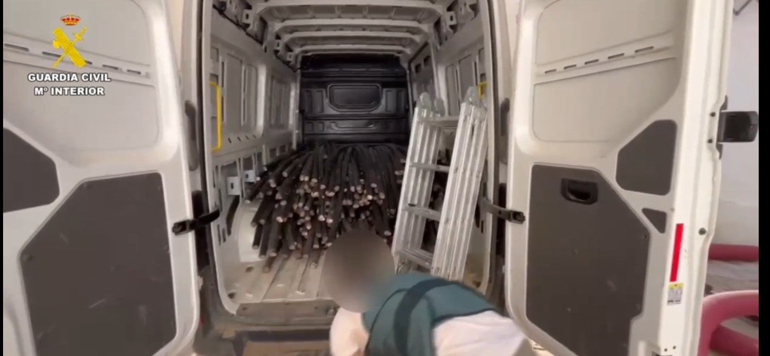 Desarticulada en Huesca una organización criminal que robaba cableado de cobre a empresas Desarticulada en Huesca una organización criminal que robaba cableado de cobre a empresas