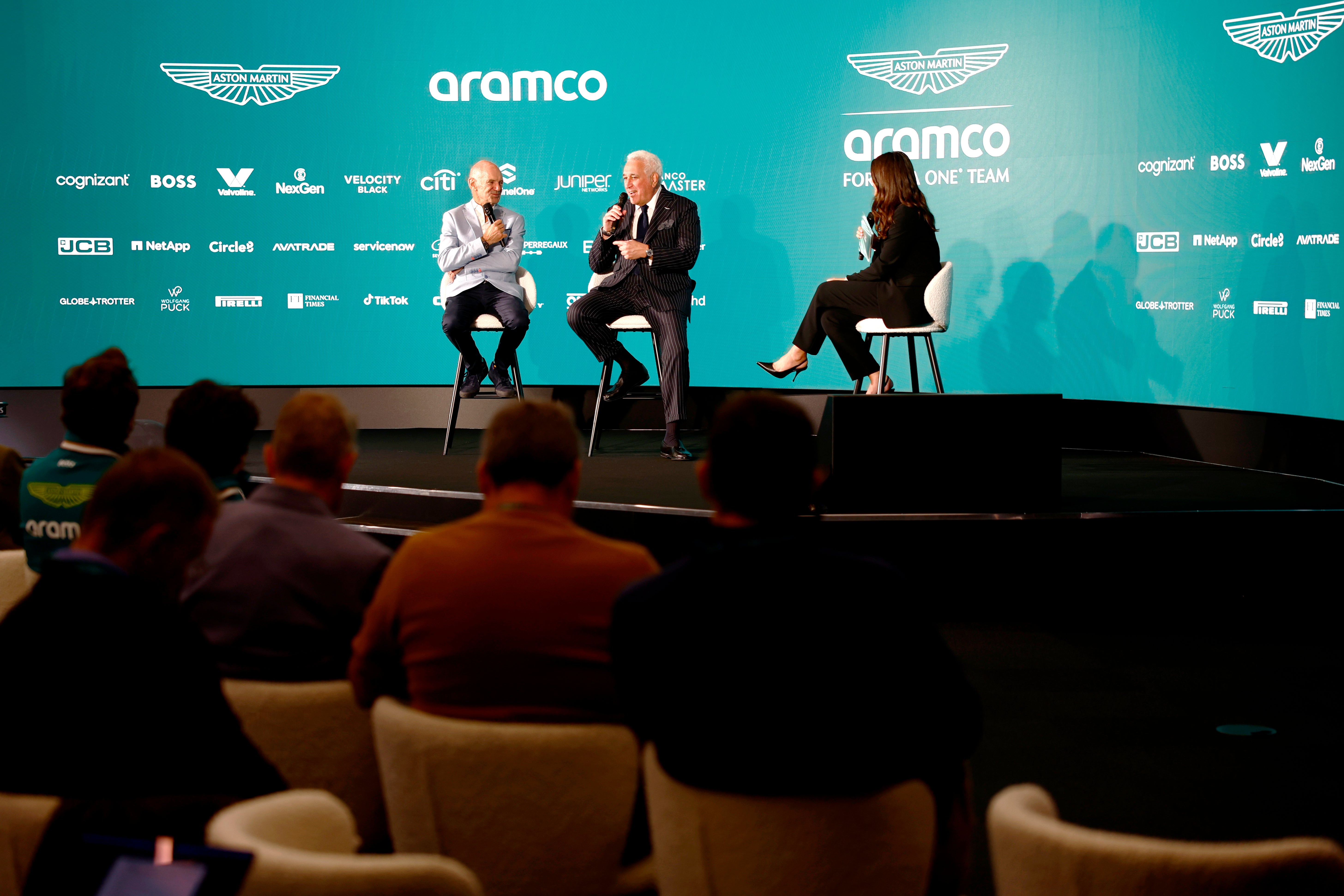 Aston Martin anuncia a Adrian Newey como nuevo ingeniero jefe Aston Martin anuncia a Adrian Newey como nuevo ingeniero jefe