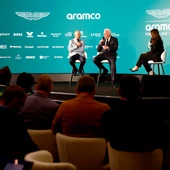 Aston Martin anuncia a Adrian Newey como nuevo ingeniero jefe Aston Martin anuncia a Adrian Newey como nuevo ingeniero jefe