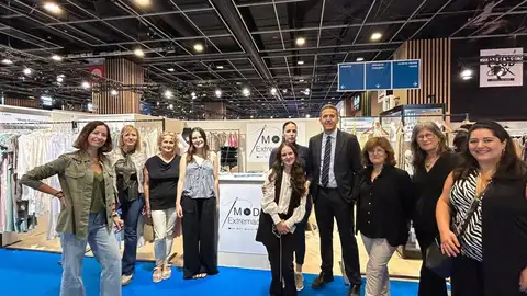 La Junta acompaña a las empresas extremeñas en la feria de moda y complementos "Who's Next" de París La Junta acompaña a las empresas extremeñas en la feria de moda y complementos "Who's Next" de París