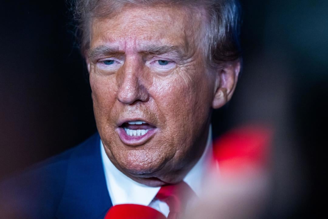El vídeo del momento más delirante de Trump: "Los inmigrantes se están comiendo a los perros y a los gatos" El vídeo del momento más delirante de Trump: "Los inmigrantes se están comiendo a los perros y a los gatos"