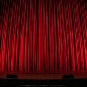 Imagen de recurso de un telón de teatro