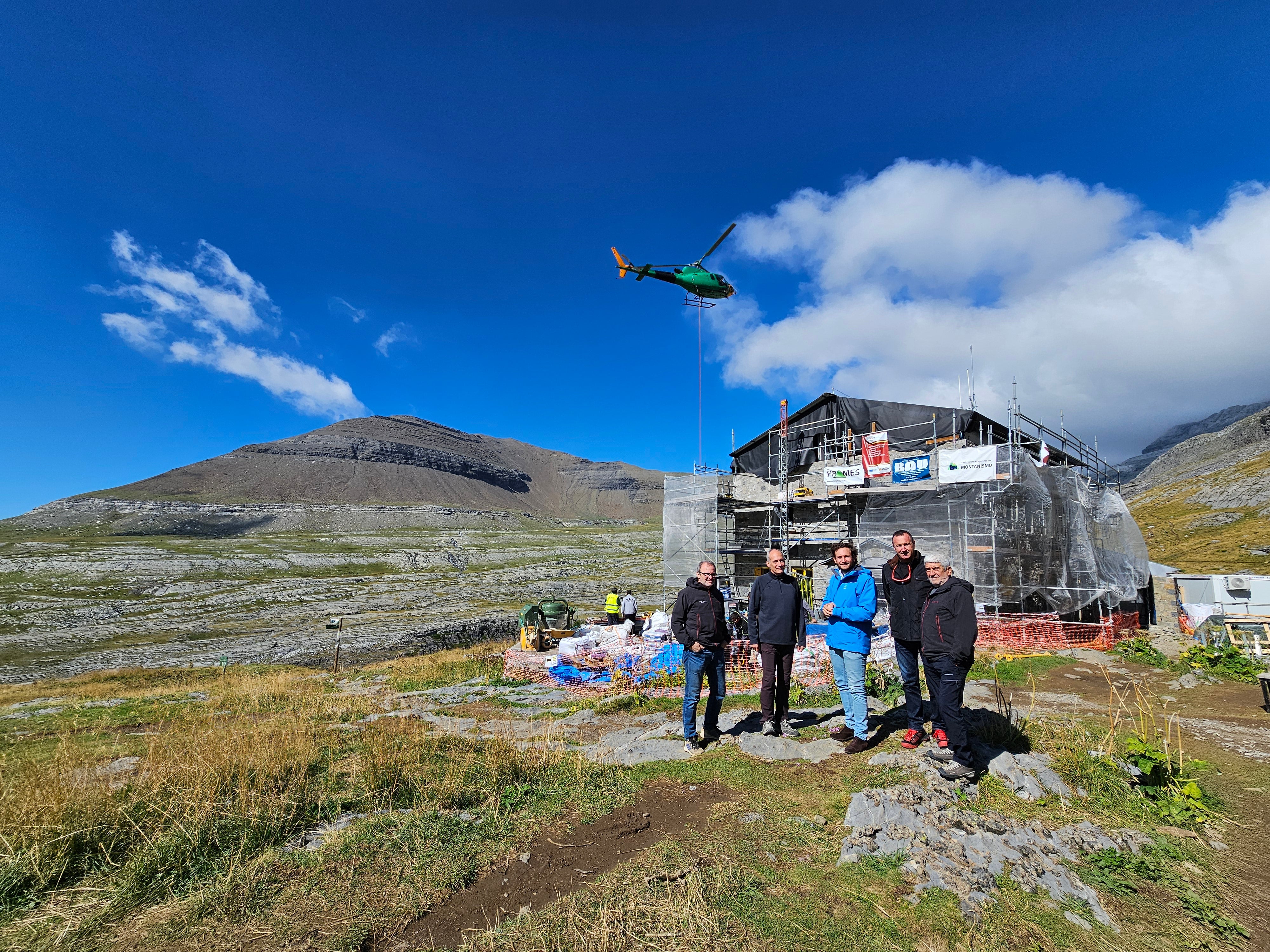 El refugio de Góriz, en Ordesa, culminará este otoño sus obras de ampliación El refugio de Góriz, en Ordesa, culminará este otoño sus obras de ampliación